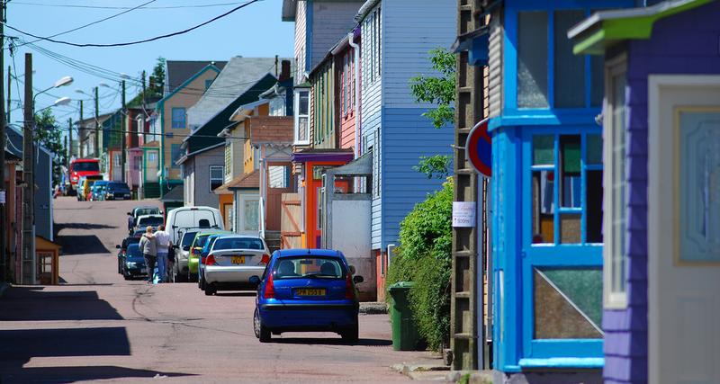 Illustration for article titled More pics of cars from St. Pierre & Miquelon